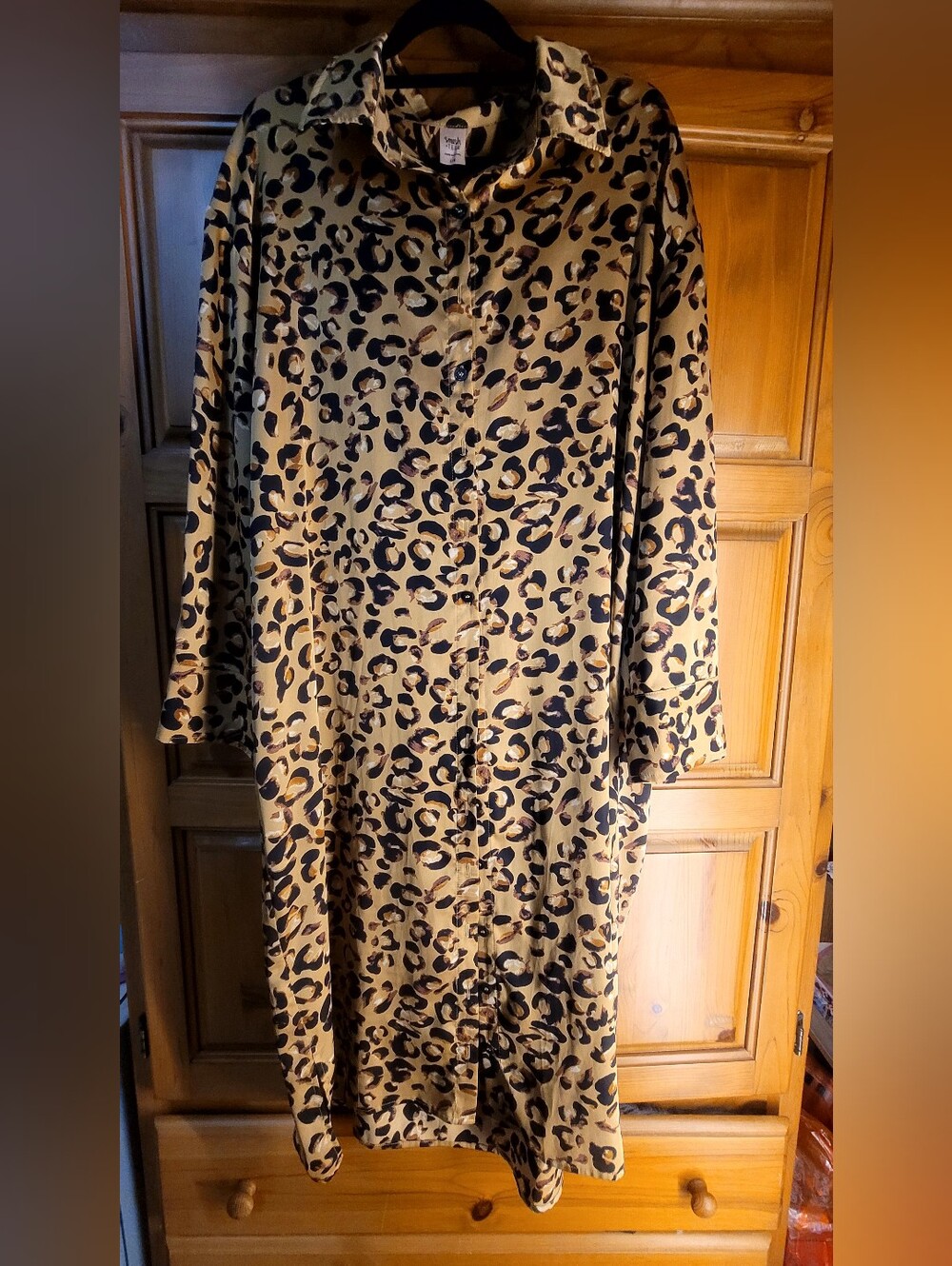 Smash & Tess The Park Shirt Leopard print Size Large